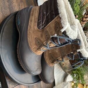 The North Face Women’s Brown Winter Boots